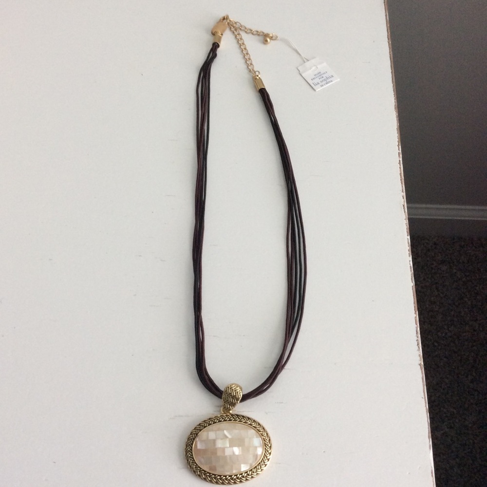 NWT Lia Sophia Greek necklace